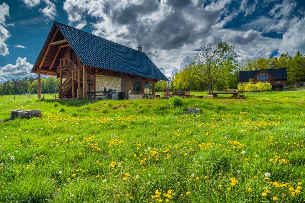 מלון Hermanicky Ranch Jestrebice מראה חיצוני תמונה
